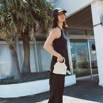 ナイロンベストやシャカパンが今、おしゃれ！ 2024年の夏は「ユーティリティウェア」がマストです