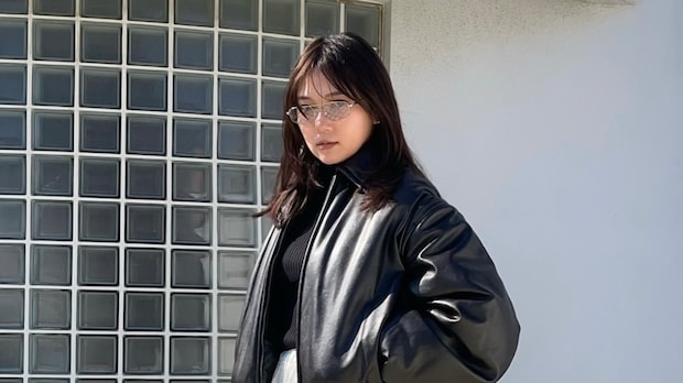 【40代スナップ】ボリューミーなコーデは「メタルフレーム眼鏡」でスッキリ見せ！｜山崎槙子さん