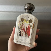 買ってよかった。香水をつけなくない日にほのかに香る【ビュリー】のオイル「ユイル・アンティーク」