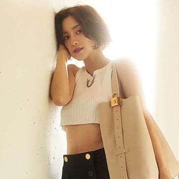 ゆったりとしたフォルムがエレガント。中村アンがナビする【ルイ・ヴィトン】新作「ロウキー」が素敵