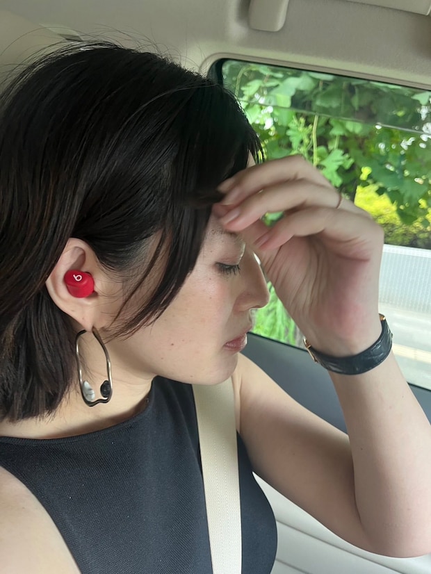 BLACKPINKジェニーとお揃い♡  キュートなサイズが可愛いBeatsの新作イヤフォン「Beats Solo Buds」