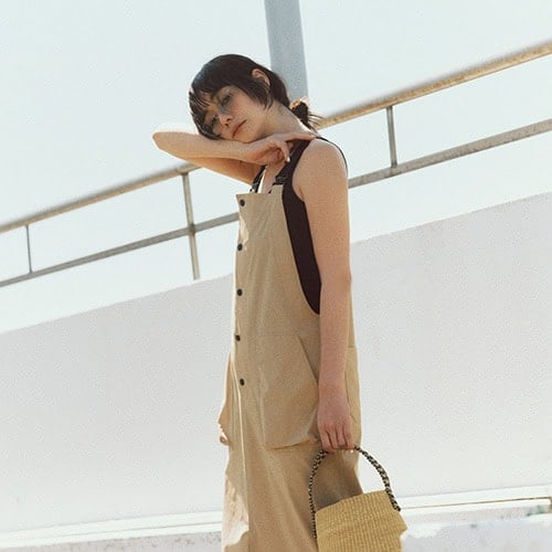 暑過ぎる夏は機能性ウェアが活躍。撥水のジャンパースカートや消臭カーゴパンツをチェックして！