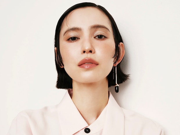 何もしないでキレイは20代まで。基本のベージュメイクに【寒色を重ねて】40代の顔に透明感を!