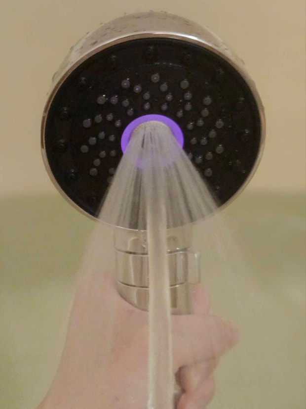 電気を浴びて大丈夫⁉ MYTREXのシャワーヘッド【HIHO FINE BUBBLE+e】半年愛用してみた