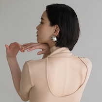 1枚で洒落見えが完了【ハイク】【イロット】ほか2024年夏の優秀トップス７選