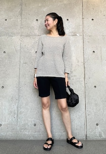 メッシュにサテン、レザー。夏の黒小物は素材感で選びましょ【365日スナップ】足立優子さん