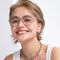 稲葉真理さんは肌になじむ【インウイ】のオレンジ。ファッショニスタが選んだ運命のルージュ教えて！