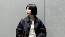 【40代スナップ】メンズっぽさと柔らかさの共存がイイ！「丸襟ナイロンブルゾン」｜滝口理奈さん