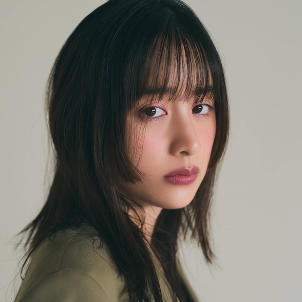 人気ヘアメイク笹本恭平さんが「ヌケ感」を伝授。リップは濃いめカラーをぐりぐりと塗ること!?