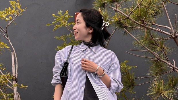 【40代スナップ】機能性×洒落感。 ノースフェイスの「ストライプシャツ」がイイ！｜佐竹彩さん
