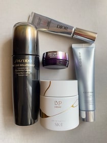 デコルテやディオールの新作って本当にイイの？40代編集者が感涙した【新作スキンケア5選】