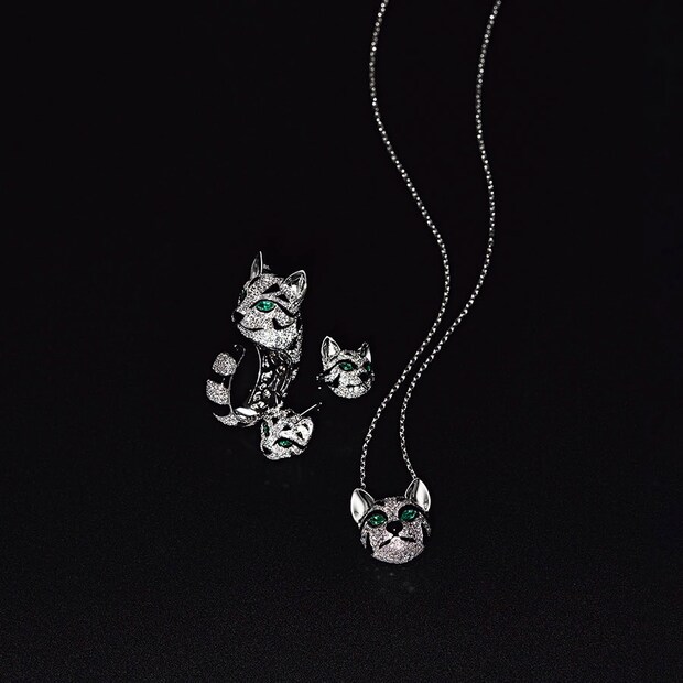 【BOUCHERONのジュエリー】「山猫に一目惚れ！」スタイリスト安西こずえの今月のヒカリモノ♡