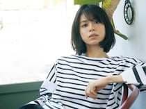 40代、チーク単色使いは正直古い！決め手は「ハイライト」｜河北メイクでシンプルコーデ洒落見せ