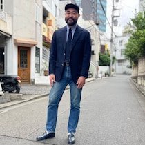 【メンズ服に学ぶ】小物で遊んで色数は絞る。ムロフィス中室太輔さんのトラッドの着くずし方が秀逸