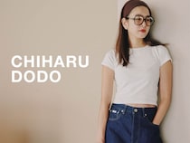 太めデニムが気分の日にはコンパクトT合わせで肌見せを【百々千晴さんの私服】洒落見えのカギ