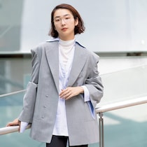 即こなれ見えテク！コツは白のシアータートルをなかに仕込むこと【重ね着のプロに聞く着こなし術】