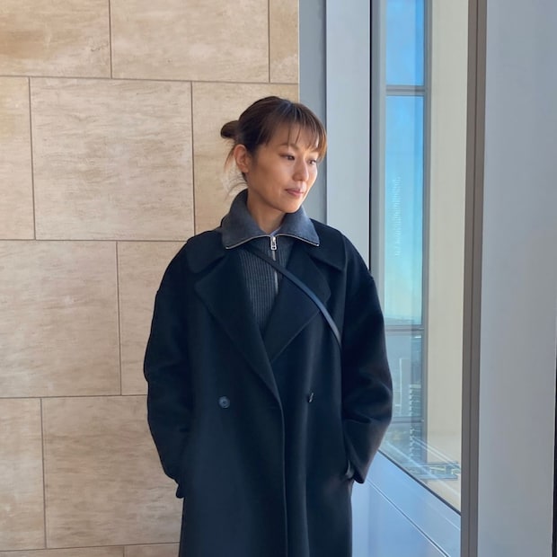着心地抜群!ロングコートは「ワンサイズアップ」がおしゃれの理由【365日スナップ】今井妙子さん