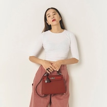 「本当に欲しいものって簡単には出会えないもの」スタイリスト百々千晴さんのラグジュアリーについて