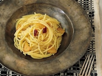 プロが教える！ガーリック香る定番パスタ【ペペロンチーノ】を手早く、もっと美味しく作るコツ