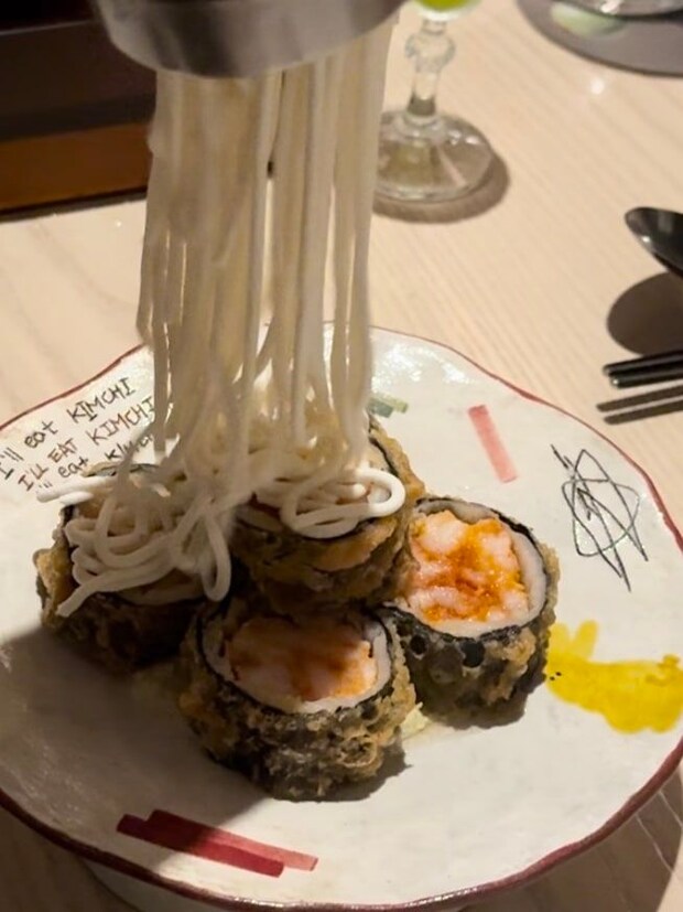 歴史を感じる安国エリアで発見。年末のソウル旅は驚きのフュージョン料理でコンベ〜（乾杯）！