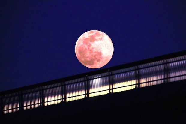 2026年6月の満月は30日（火）の8時57分。27日から7月3日までは体調不良にご注意ください