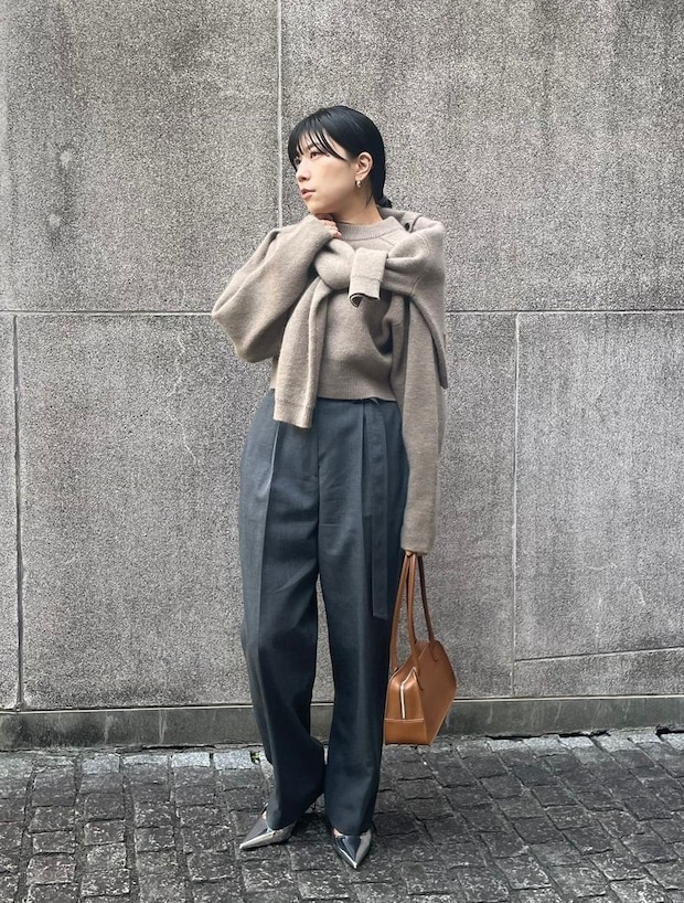 【365 DAYS SNAP】MIESROHEディレクター/デザイナー 坂上典子さんのニットスタイル