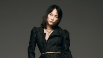 オトナミューズ9月号は7月28日発売！表紙の菊地凛子さんと紀ノ国屋×キティの緑のバッグが目印です