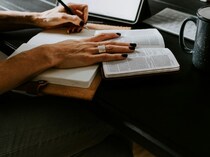 パラキャリ母の「1日サバイバル術」スケジュールを大公開！家事・育児・作家・編集者・学生の両立は可能？