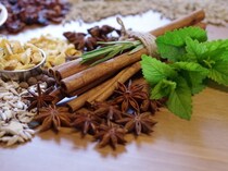 からだの芯からぽかぽかに。薬膳の知恵で始める“冬の温活”のススメ。