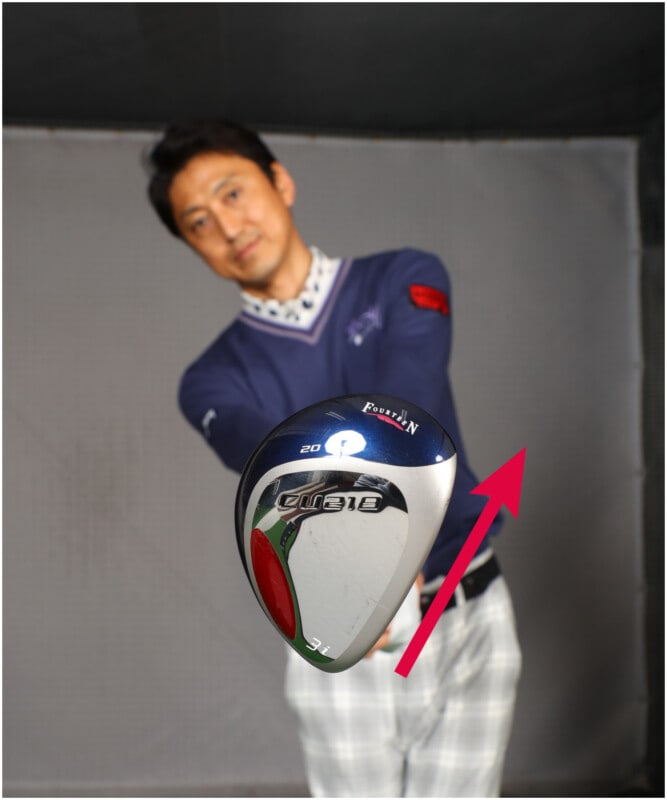 スイングが乱れたらUTで練習しよう！「ドン！と地面を叩く」がポイント