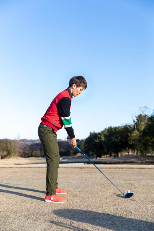 飛距離が伸びない原因は「スマホの見過ぎ」だった!トレーニング方法は…