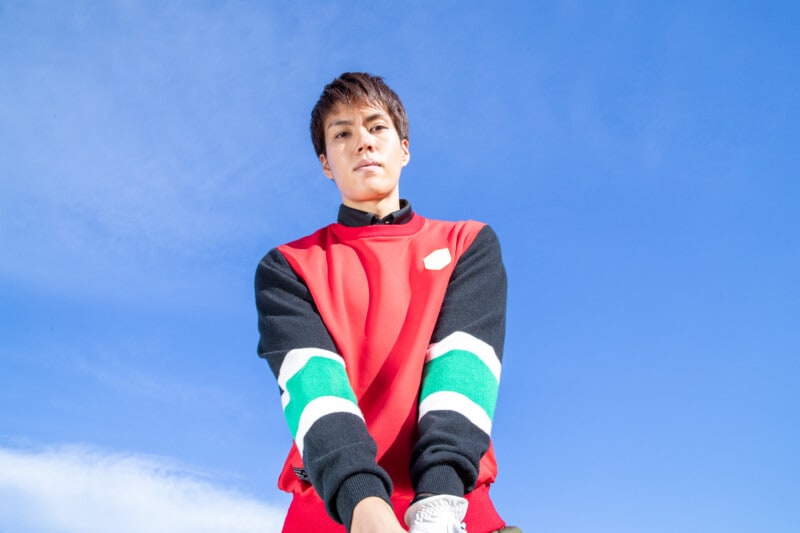 飛距離が伸びない原因は「スマホの見過ぎ」だった!トレーニング方法は…