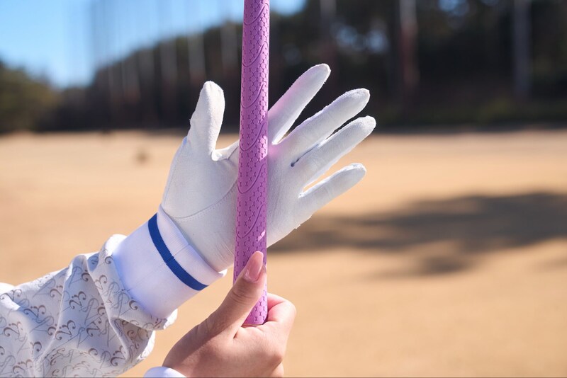 ティーショットはグリップが超重要！飛ばせる握り方をレッスン