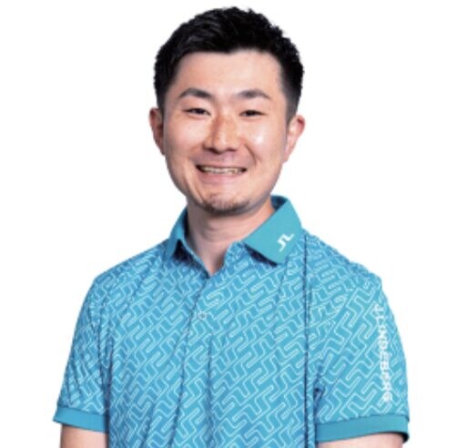 ドライバーの飛距離を上げる「弱アッパー軌道」の打つ方をレッスン