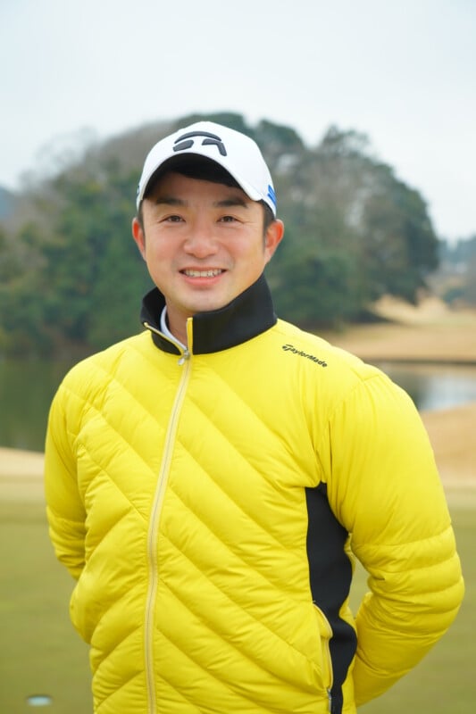 アドレスを「真っすぐ」にしてない？パターは左足オープンが正解