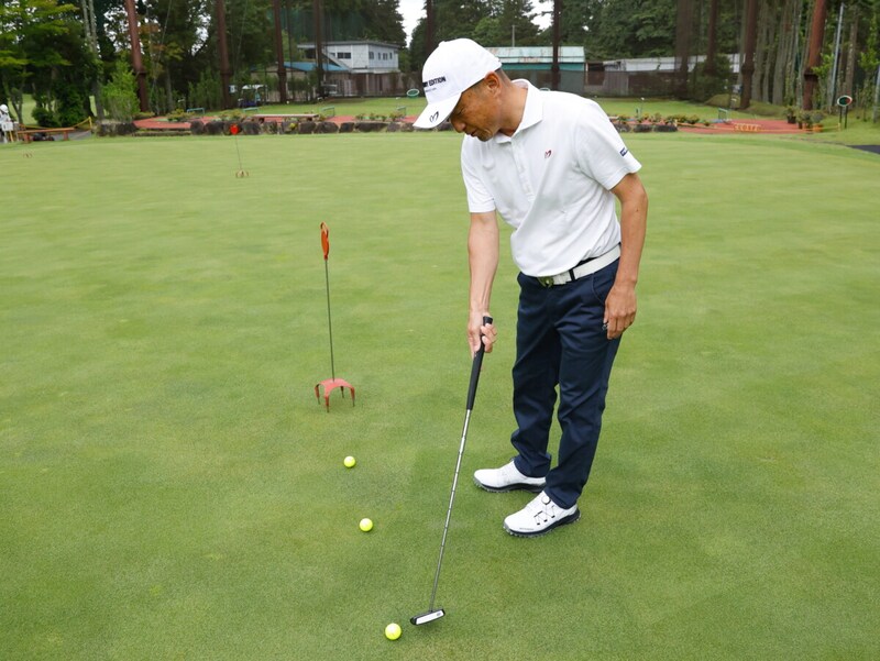 「ボールを手で転がして…」パッティングが苦手な人はこのレッスンを試してみて