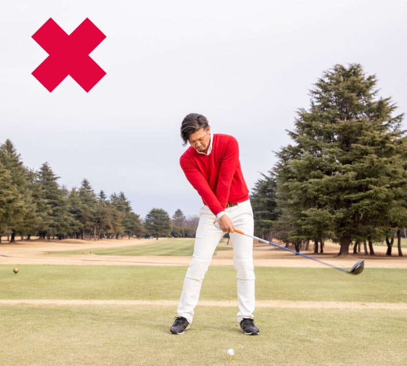 両ワキを締めてスイングしてない？ドライバーは「右ワキ」だけ締めれば方向性アップ