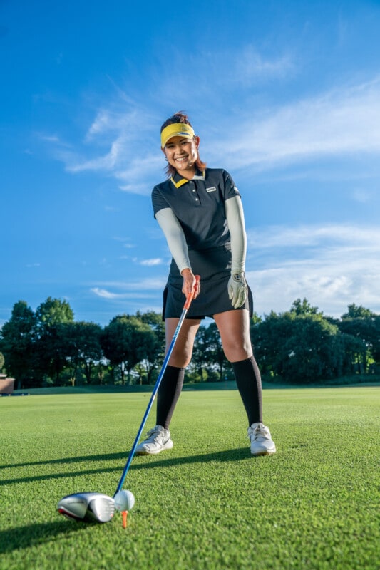 「右手1本で打つ」と飛距離アップ！ドライバー上達のコツをプロが解説