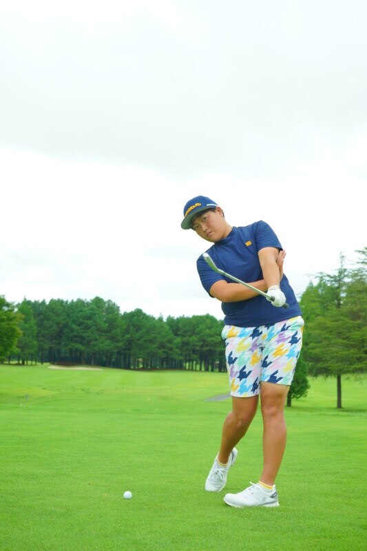 シャンクは「左ワキに手を挟む」だけで防止できる！女子プロが解説