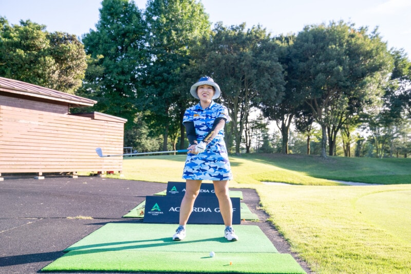 アイアンの飛距離が安定しない原因は?手元が浮かなくなるコツは「8の字で…」