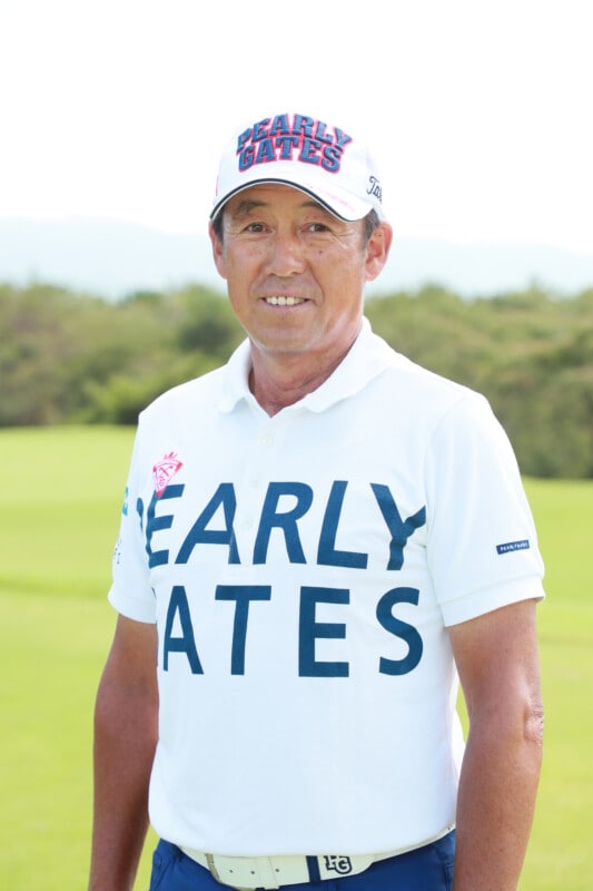 「野球のピッチャー」をイメージすると真っすぐ飛ぶ!ドライバーのコツ