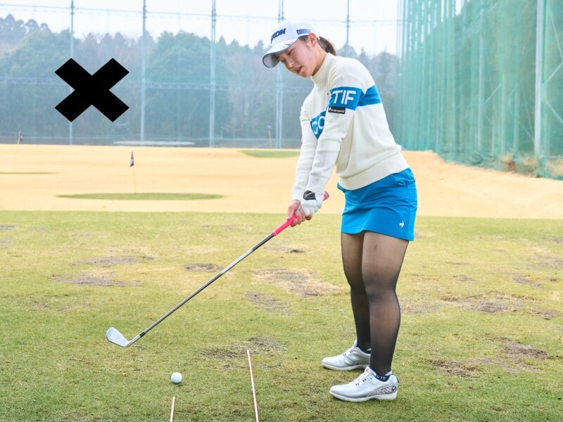 アイアンショットを真っすぐ飛ばす!ティッシュ1枚でできる練習法