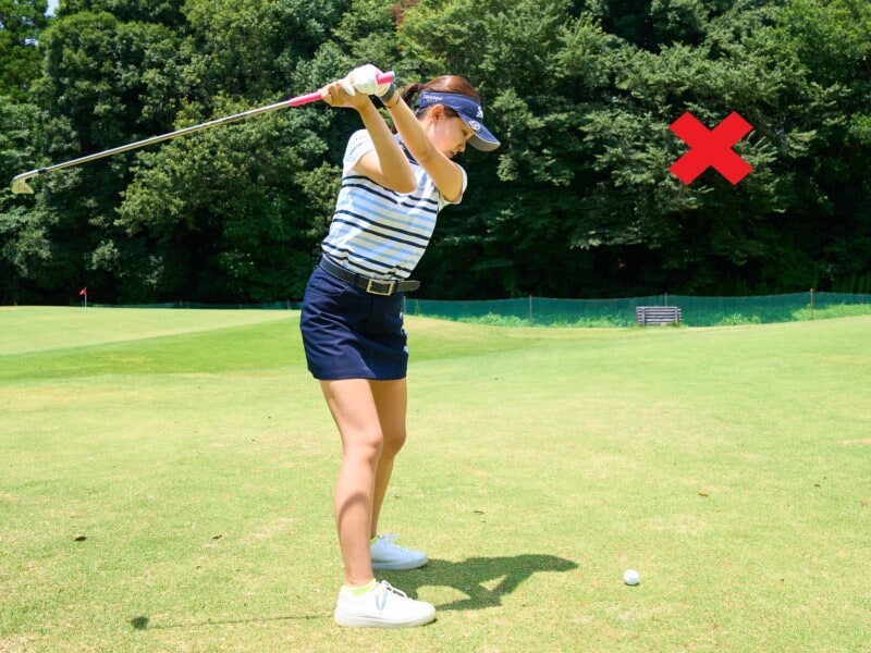 アイアンショットを真っすぐ飛ばす!ティッシュ1枚でできる練習法