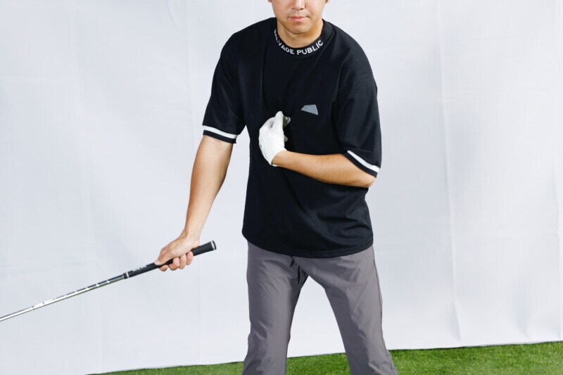 手打ちを防いでミート率を上げよう！「みぞおち」を意識するだけでOK