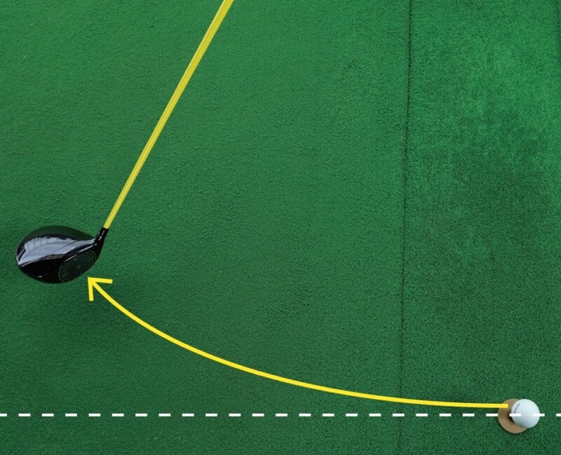 「グリップエンドをヘソに向ける」と狙った方向に打てる！人気コーチが解説