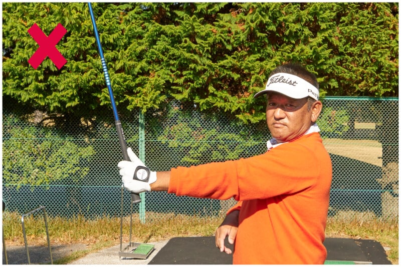 力を入れるのは指3本だけ?筋力がなくても飛ばすコツ
