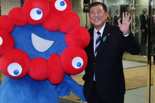 【退任間近】今になって 石破首相が《再評価》されているワケ　“パフォーマンス” と真逆？　ミャクミャクとは「深い絆」結ぶ