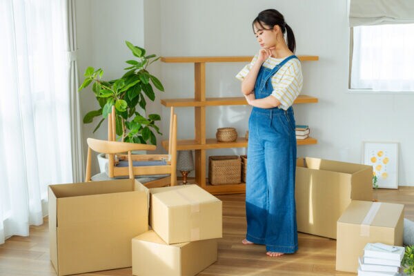 【ランキング】引っ越しの “断捨離” で後悔したもの TOP5！　2位はCD・レコード…　1位は「けっきょく再購入した」