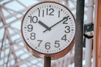 「昭和100年10月10日10時10分」にファン熱狂！？癒やしキャラが投稿した“粋な遊び心”に1.6万いいね