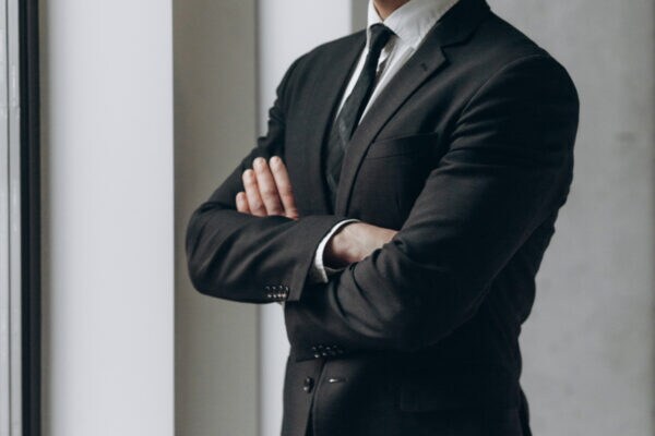 【ランキング】Z世代が支持する 《40代男性俳優》！　イケ“おじ” ばかりと思いきや…？　上位はアイドルずらり